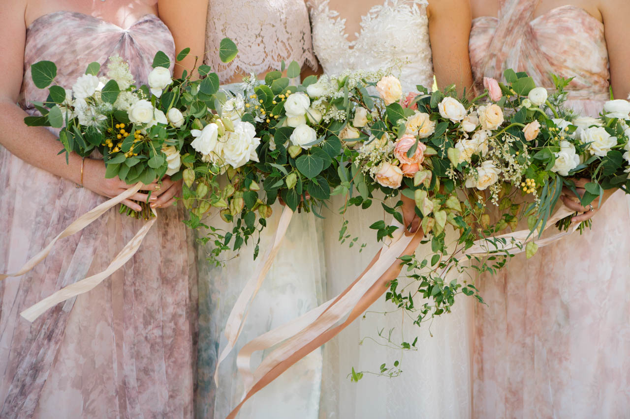 Natural and wild wedding flowers by Amber Reverie.