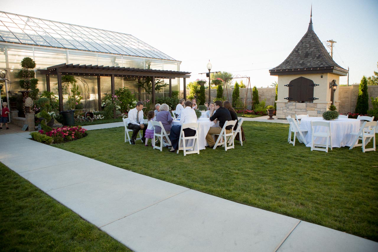 Outdoor seating at Le Jardin wedding venue.